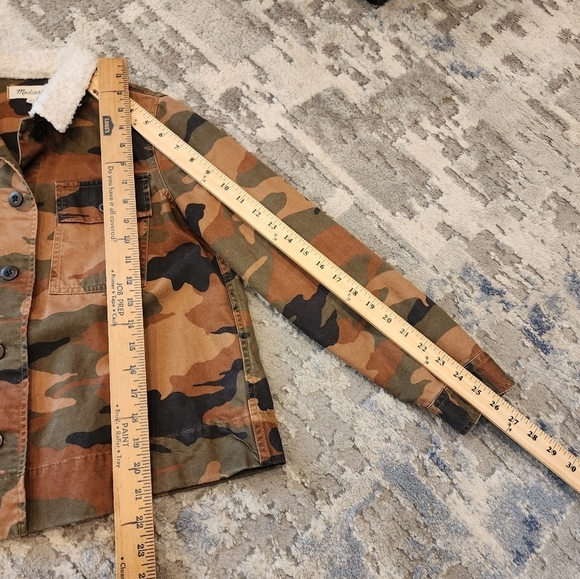 Madewell Northward Cropped Army Jacket in Cottontail Camo: Sherpa Edition. XXS. - Picture 16 of 16